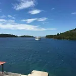 Mljet Sunset * بومينا